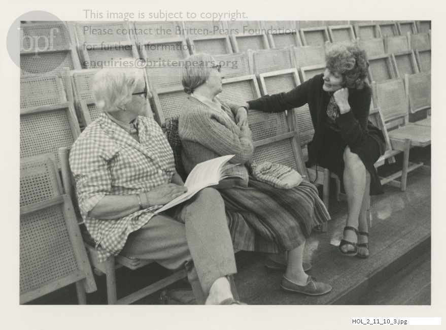 Photograph of Imogen Holst with Janet Craxton and Jarrah Wickham
