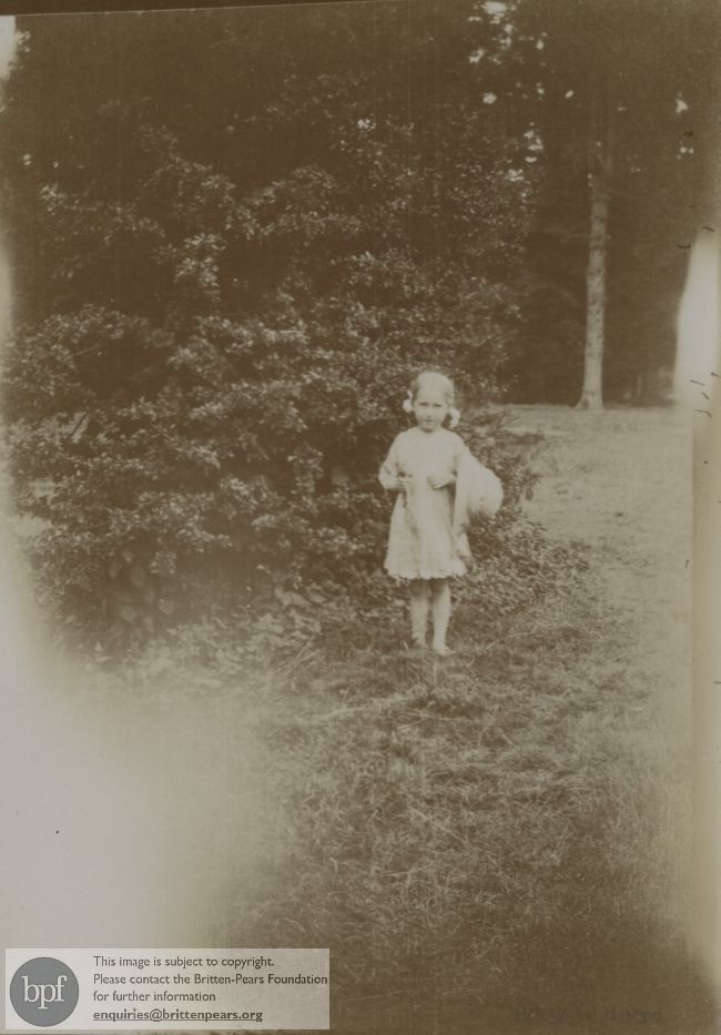 Photograph of Imogen Holst: C8
