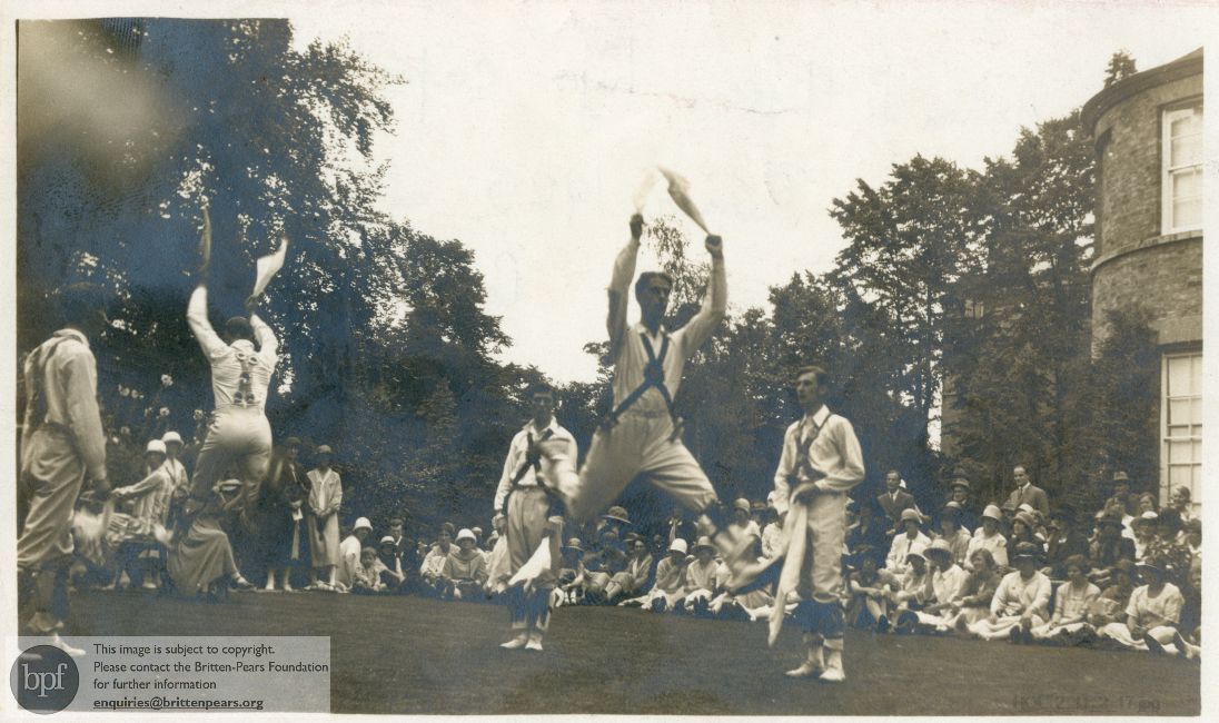 Photograph of Morris dancers