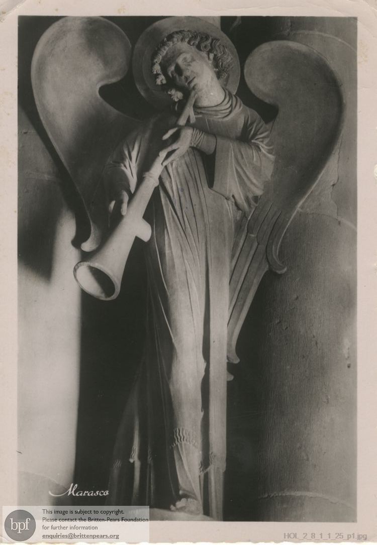 Postcard from Imogen Holst to Winsome Bartlett