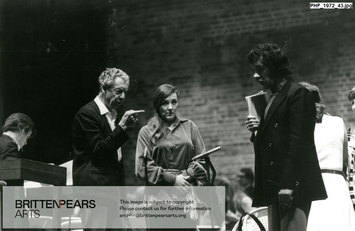 Photograph of Britten, Meriel Dickenson and Michael Rippon