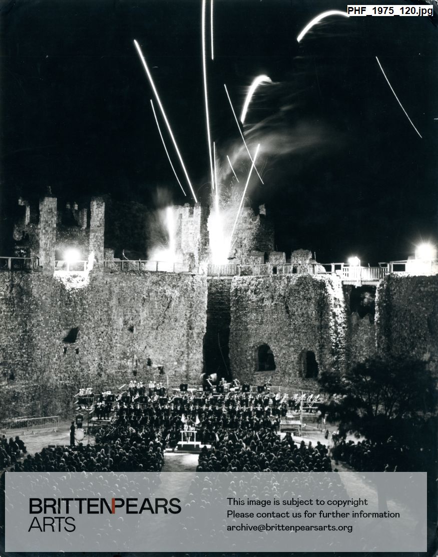 Photograph of Royal Military School of Music, Kneller Hall performing at Framlingham Castle