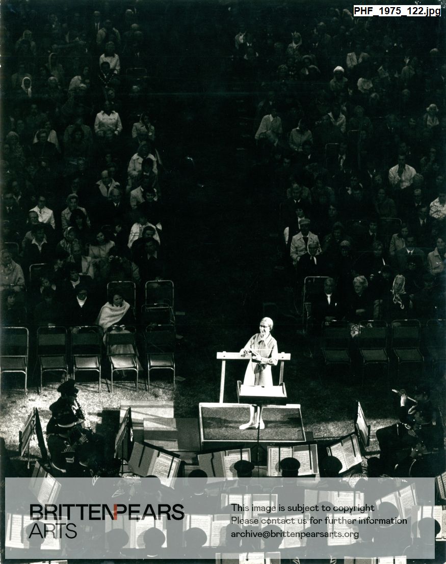 Photograph of Imogen Holst conducting