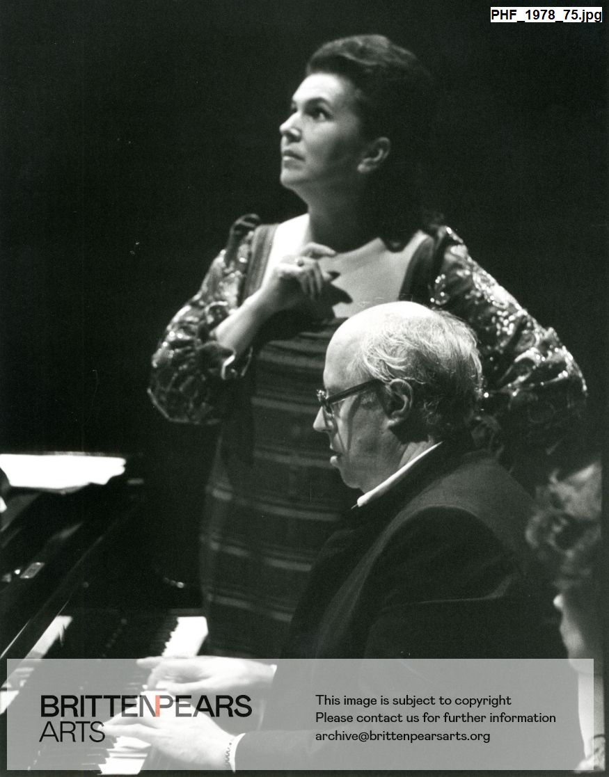 Photograph of Mstislav Rostropovich and Galina Vishnevskaya performing