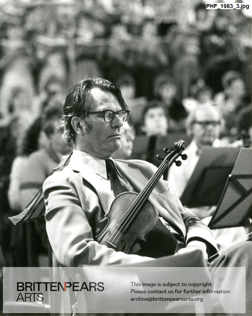 Photograph of a violonist in the City of Birmingham Symphony Orchestra