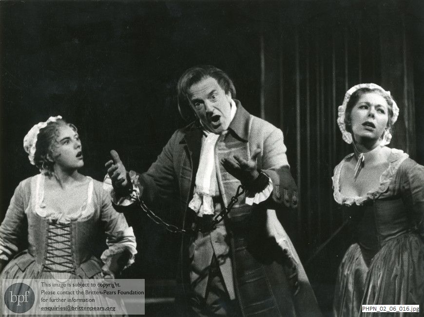 Production photograph of The Beggar's opera at the Aldeburgh Festival