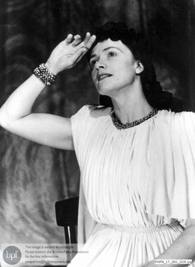 Photograph of Kathleen Ferrier as Lucretia