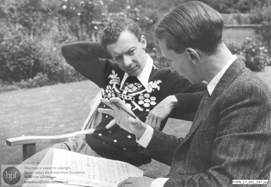 Benjamin Britten and Eric Crozier in the garden at Glyndebourne