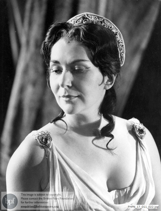 Photograph of Helen Watts as Lucretia
