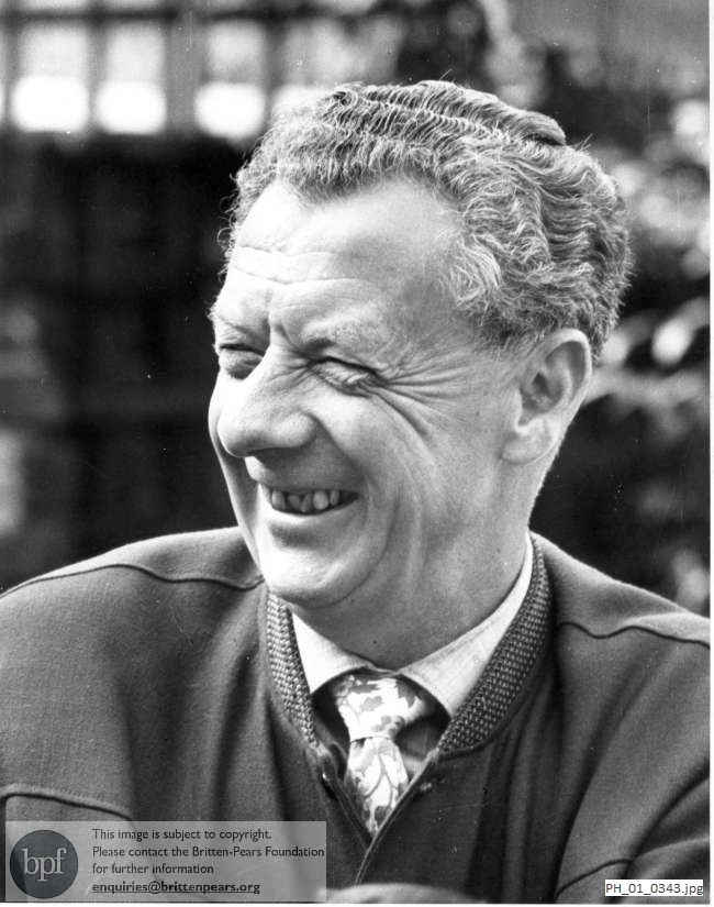 Benjamin Britten, outdoor portrait