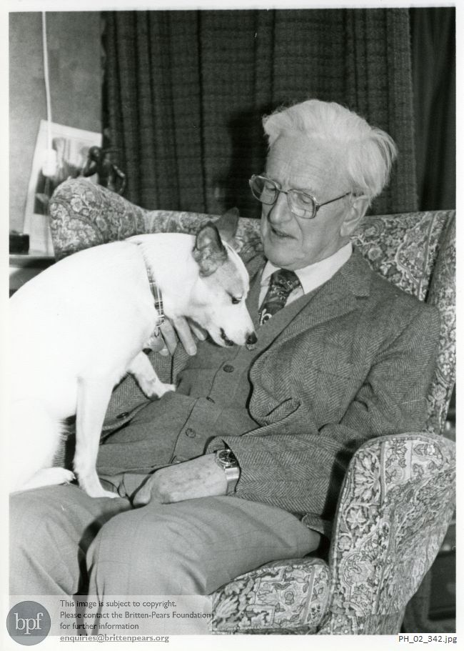 Peter Pears at home with Boysie