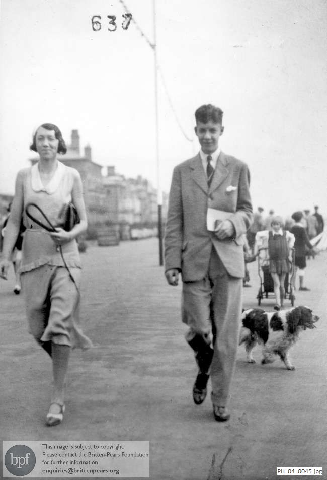 Benjamin and Beth Britten on the seaside promenade in Kirkley Cliff Road, Lowestoft