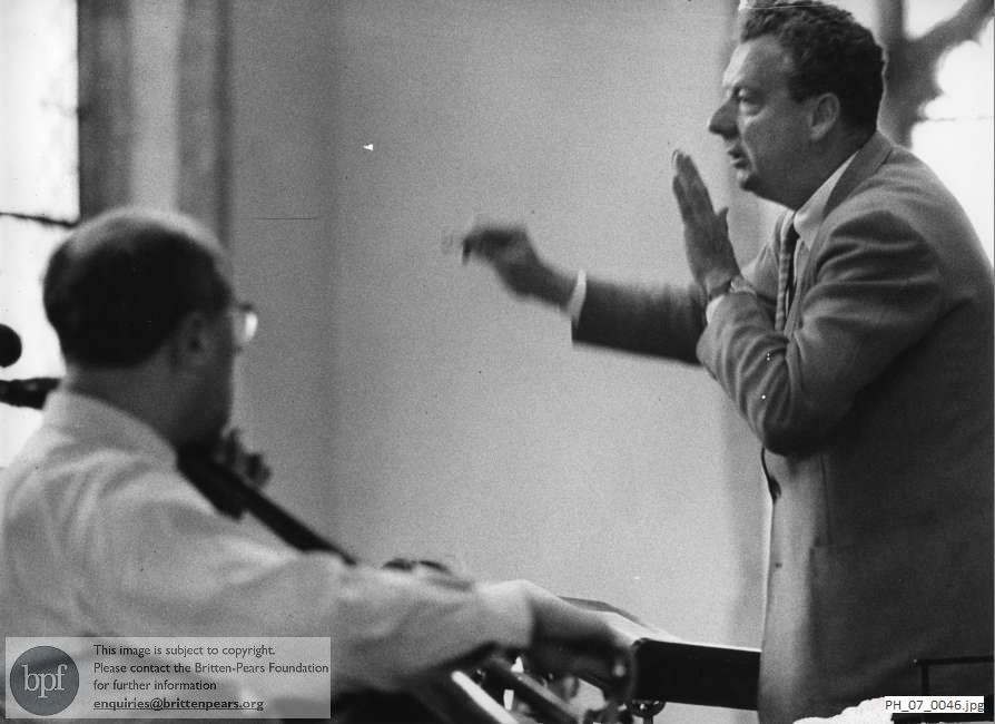 Benjamin Britten conducting
